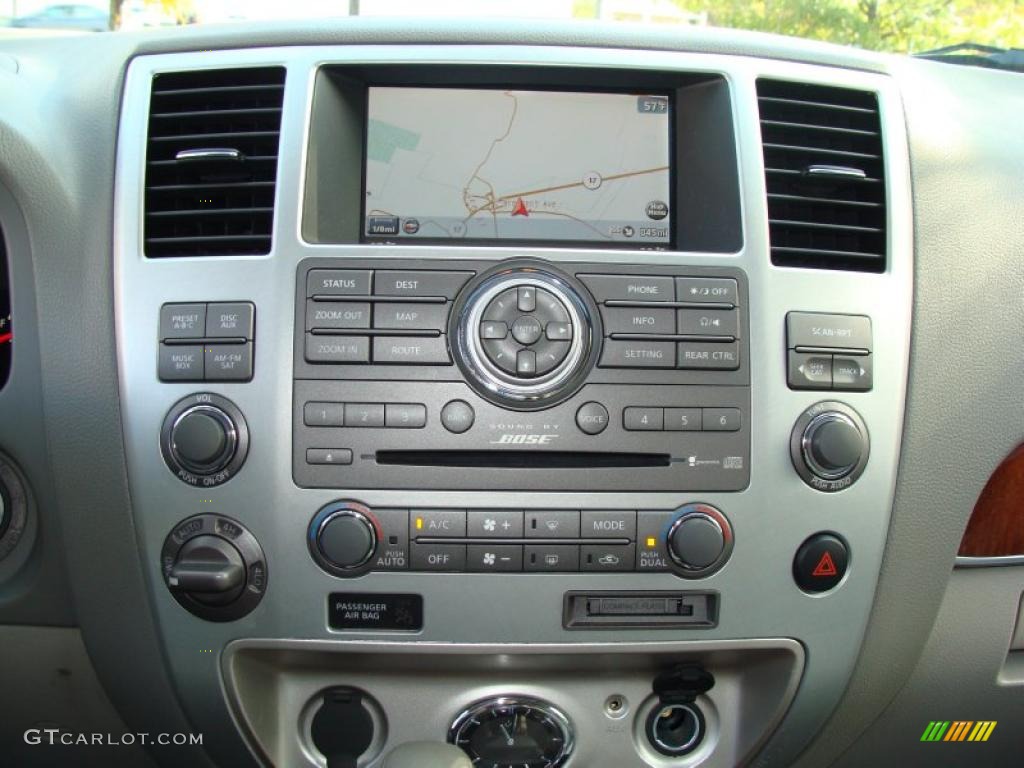 2010 Infiniti QX 56 4WD Controls Photo #38360270