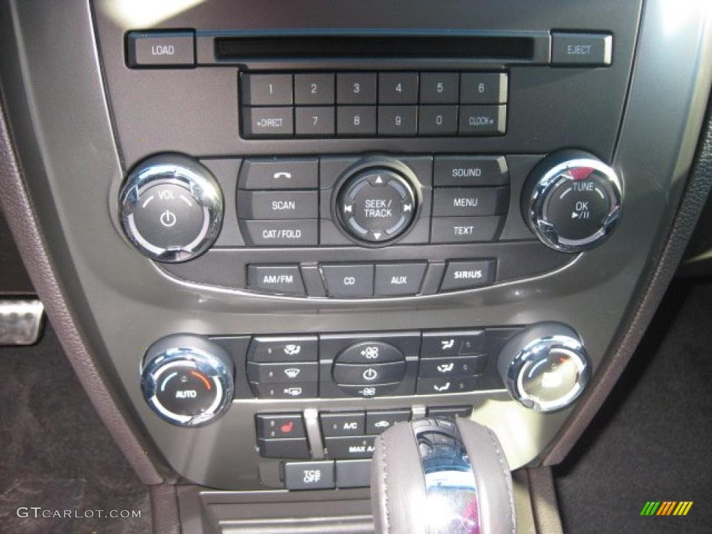 2011 Ford Fusion SEL Controls Photo #38362526