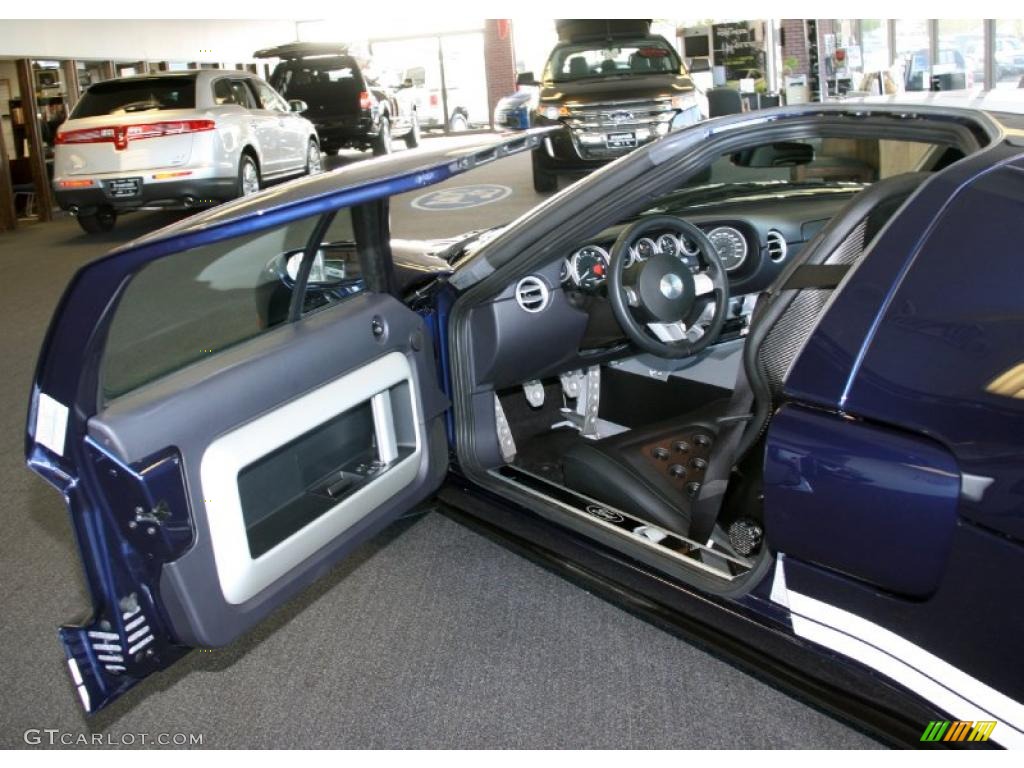 Ebony Black Interior 2005 Ford GT Standard GT Model Photo #38363330