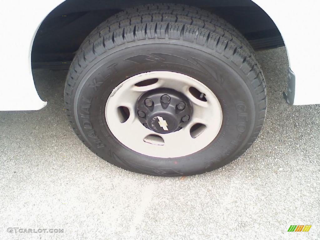 2002 Chevrolet Express 3500 Commercial Van Wheel Photo #38363730
