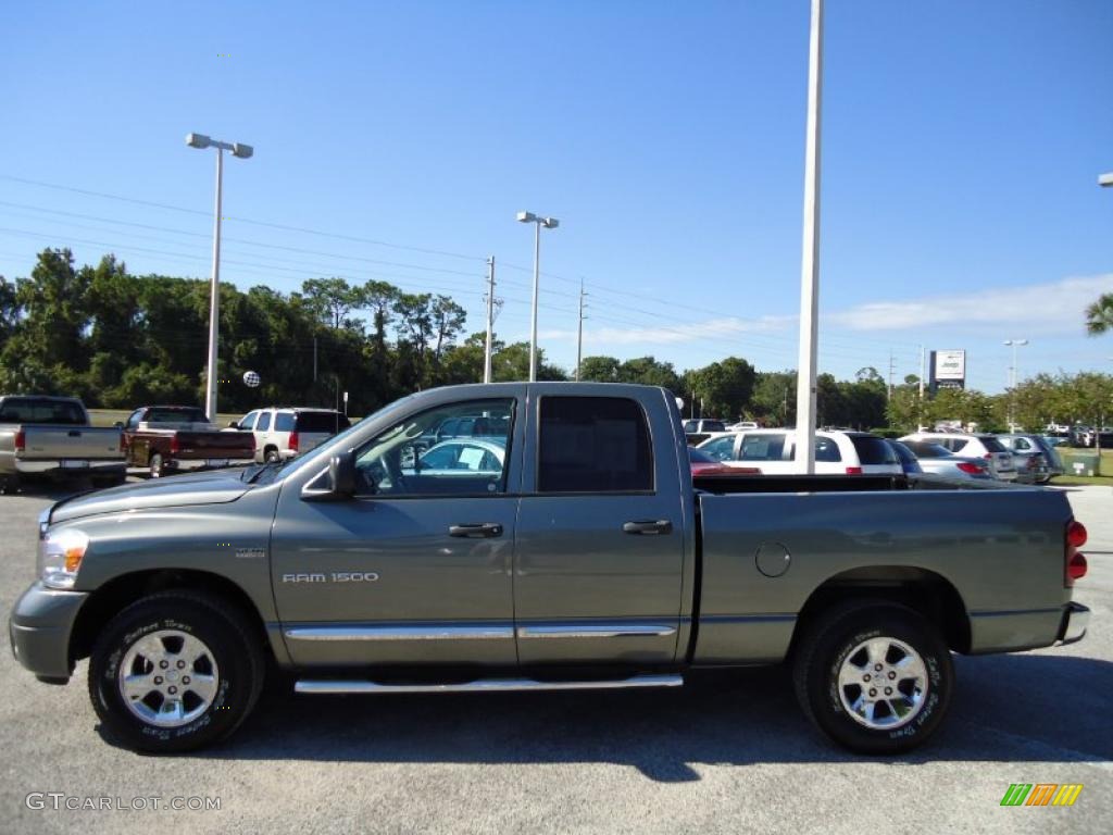 2007 Ram 1500 Laramie Quad Cab - Mineral Gray Metallic / Medium Slate Gray photo #2