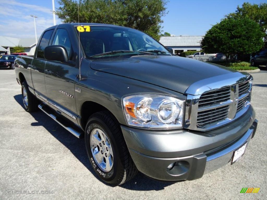 2007 Ram 1500 Laramie Quad Cab - Mineral Gray Metallic / Medium Slate Gray photo #14