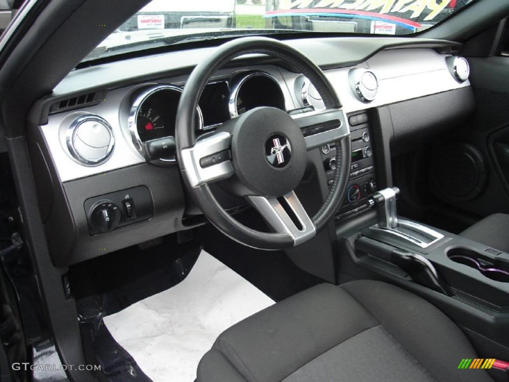 2008 Mustang V6 Premium Coupe - Black / Dark Charcoal photo #19