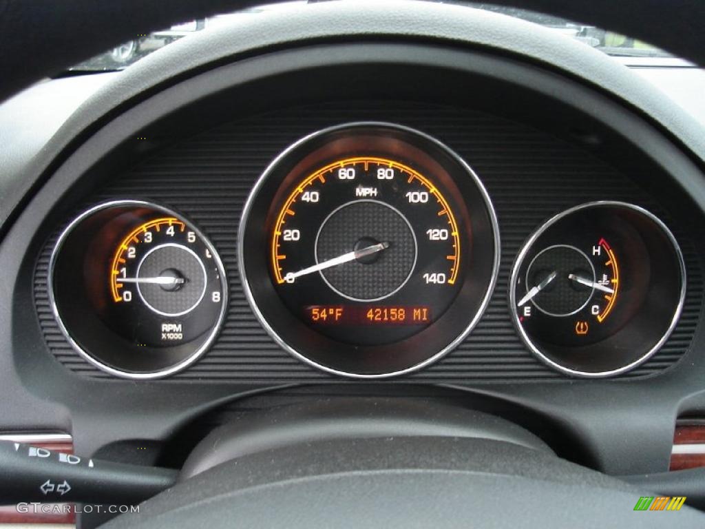 2007 Saturn Aura XE Gauges Photo #38368058