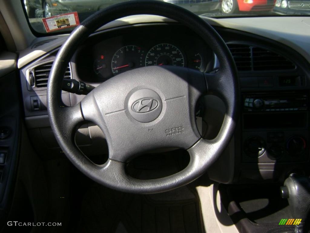 2002 Elantra GLS Sedan - Chianti Red / Beige photo #9