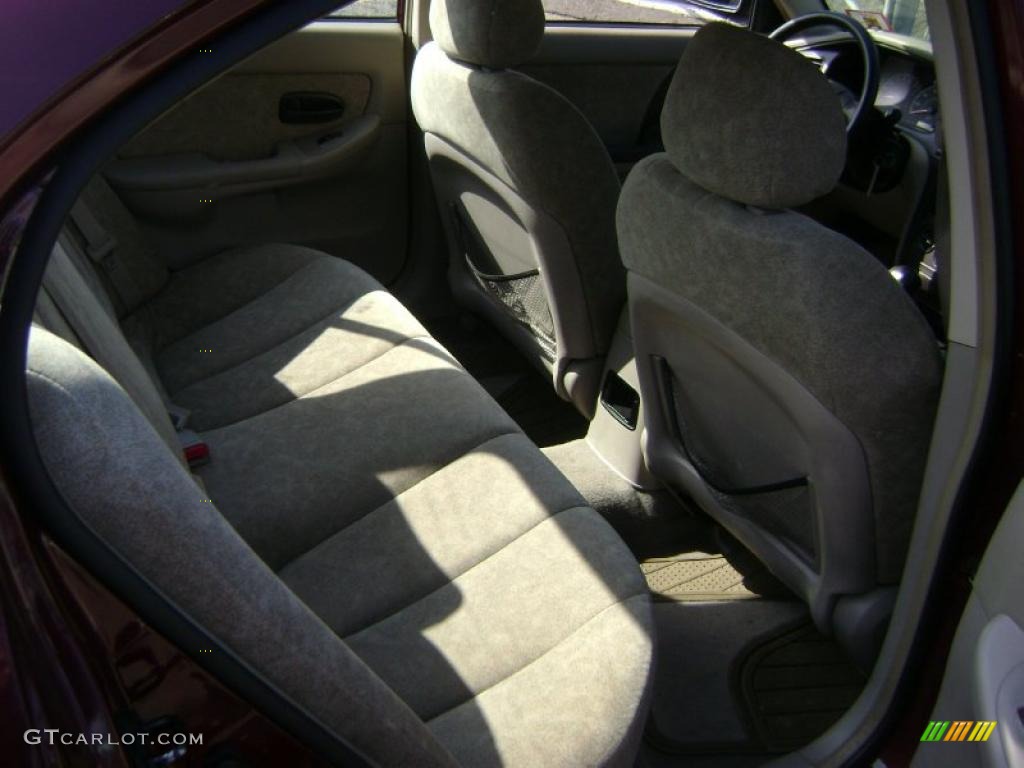 2002 Elantra GLS Sedan - Chianti Red / Beige photo #12