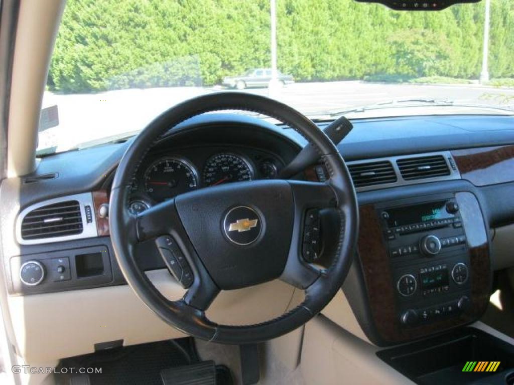 2007 Tahoe LT - Summit White / Light Cashmere/Ebony photo #6