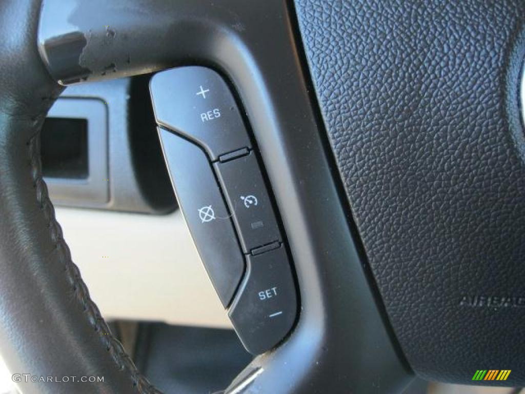 2007 Tahoe LT - Summit White / Light Cashmere/Ebony photo #15