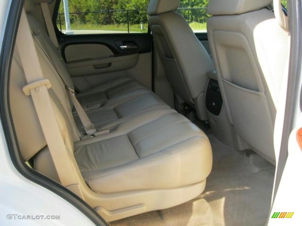 2007 Tahoe LT - Summit White / Light Cashmere/Ebony photo #21