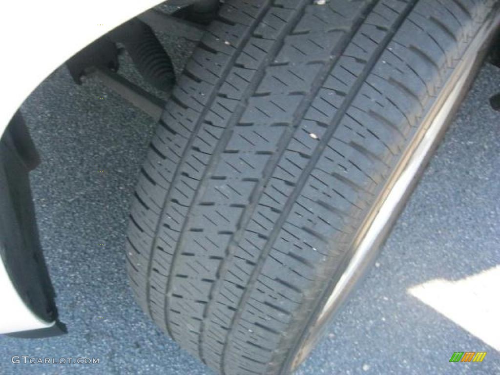 2007 Tahoe LT - Summit White / Light Cashmere/Ebony photo #24