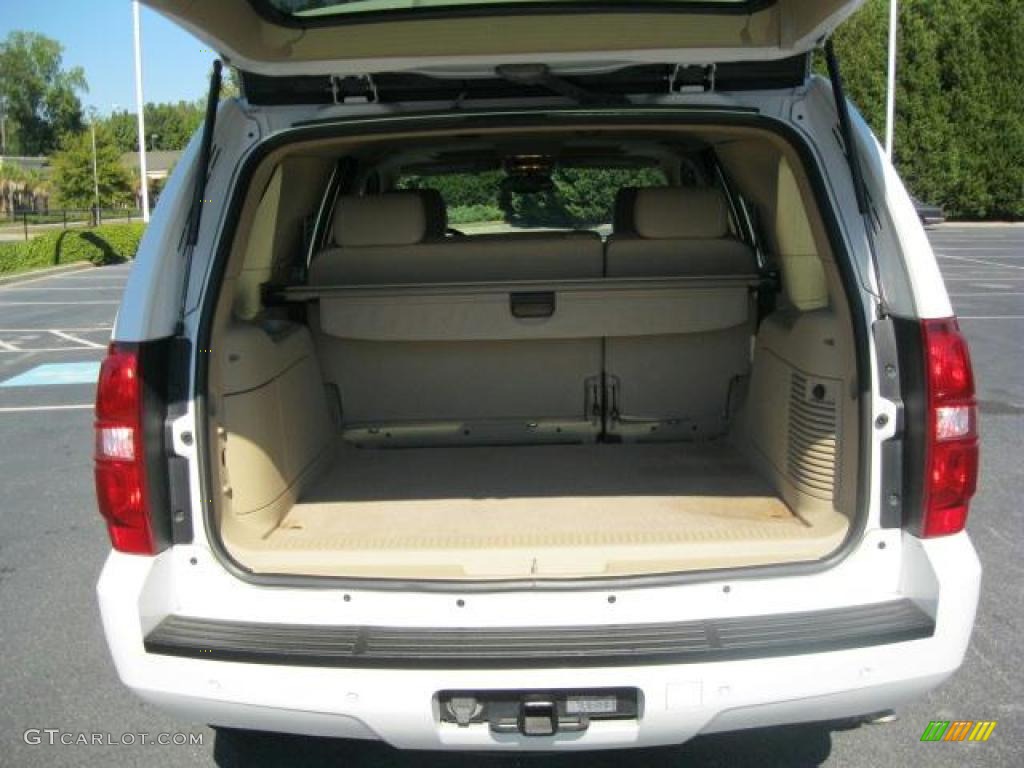 2007 Tahoe LT - Summit White / Light Cashmere/Ebony photo #30