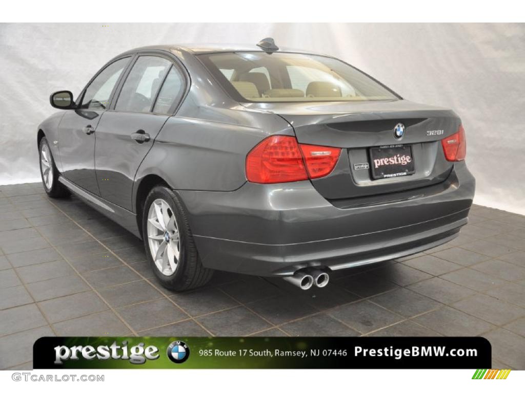 2010 3 Series 328i xDrive Sedan - Tasman Green Metallic / Beige photo #4