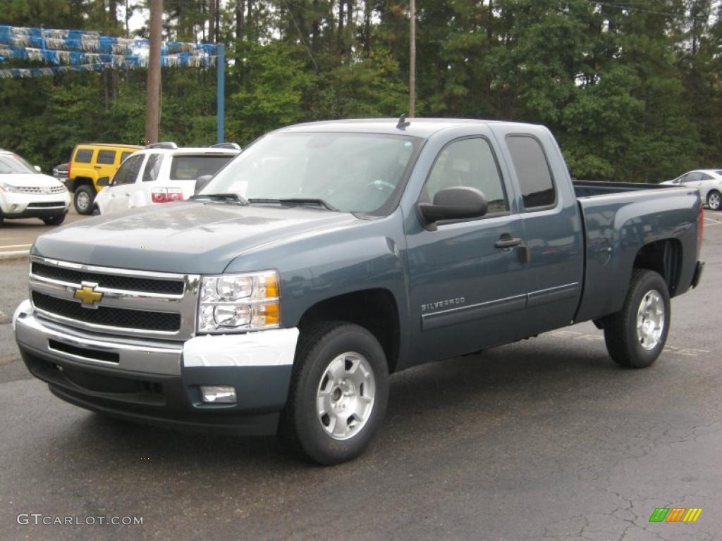 Blue Granite Metallic Chevrolet Silverado 1500