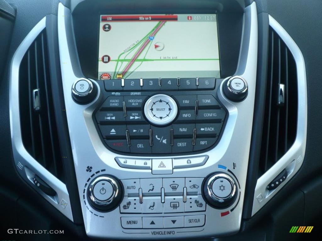 2011 GMC Terrain SLT AWD Controls Photo #38374450