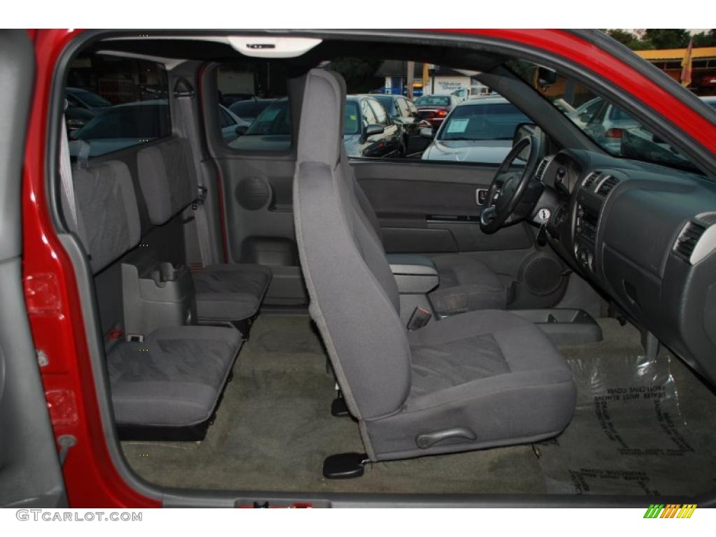 Very Dark Pewter Interior 2004 Chevrolet Colorado LS Extended Cab Photo #38375262