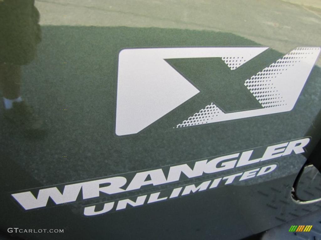2009 Jeep Wrangler Unlimited X 4x4 Marks and Logos Photo #38376386