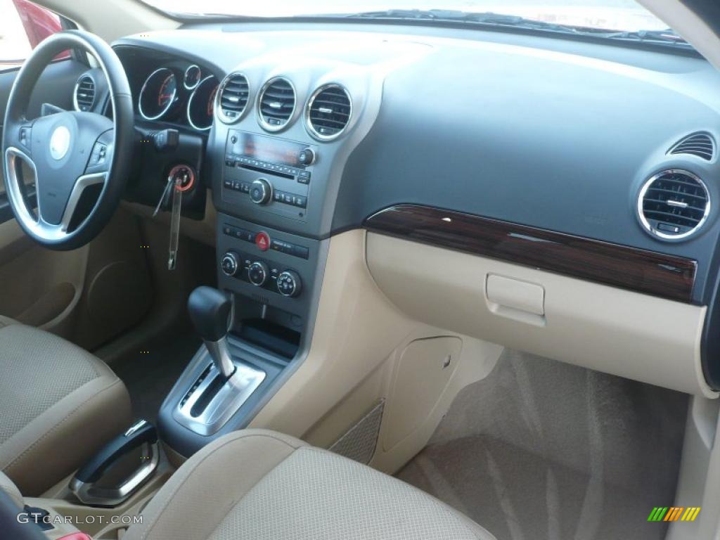 2010 Saturn VUE XR V6 AWD Tan Dashboard Photo #38378399