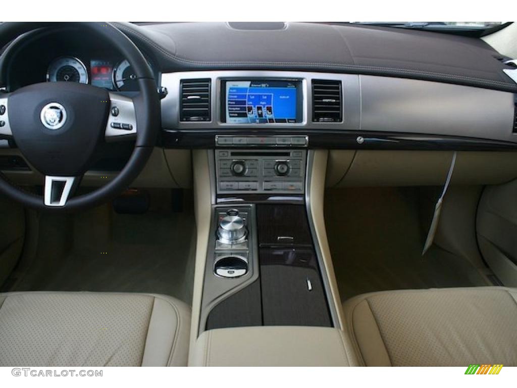 2011 Jaguar XF XF Supercharged Sedan Barley Beige/Truffle Brown Dashboard Photo #38378815