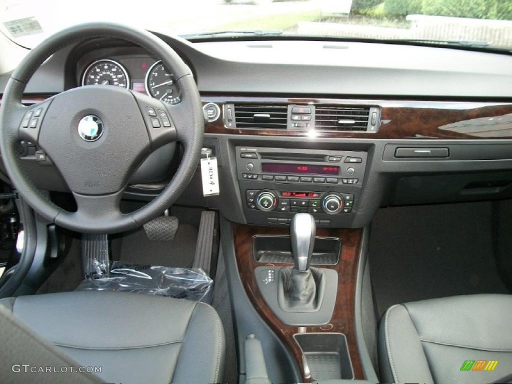 2011 BMW 3 Series 328i xDrive Sedan Black Dashboard Photo #38380954