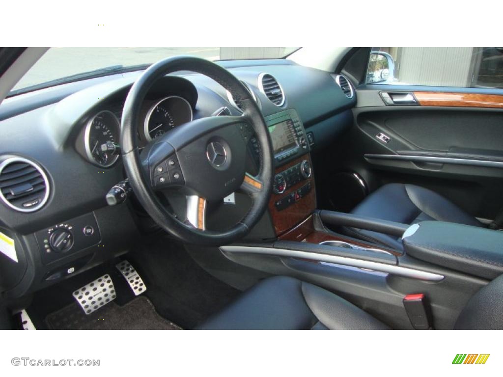 2007 Mercedes-Benz ML 350 4Matic Black Dashboard Photo #38382458