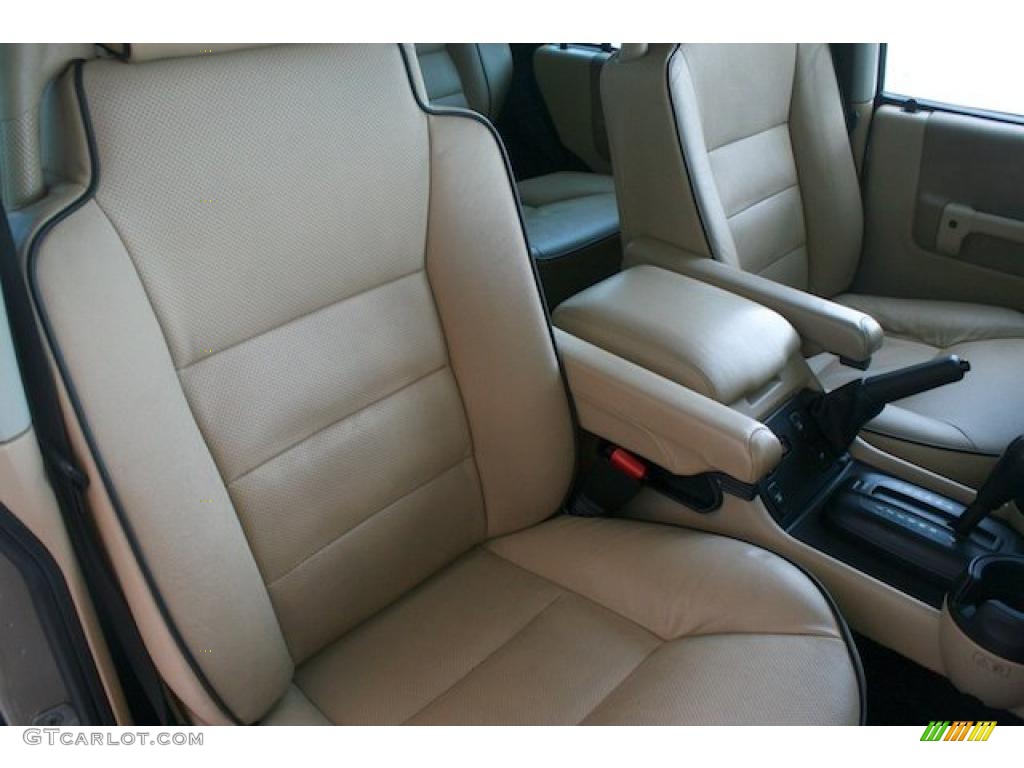 Alpaca Beige Interior 2003 Land Rover Discovery SE7 Photo #38385690