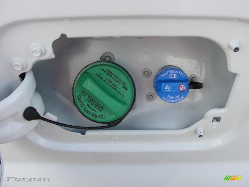 2011 Ford F350 Super Duty XLT Crew Cab 4x4 Dually Controls Photo #38388023