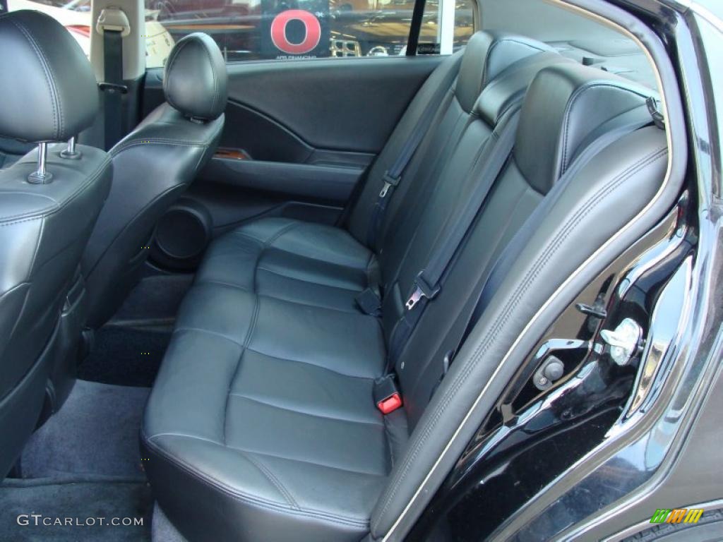 2004 Altima 2.5 SL - Super Black / Charcoal photo #14