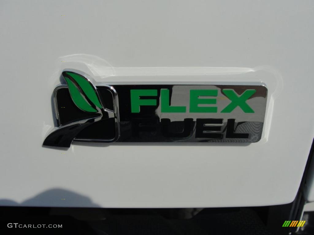 2011 Ford F250 Super Duty XL Crew Cab 4x4 Marks and Logos Photo #38388843