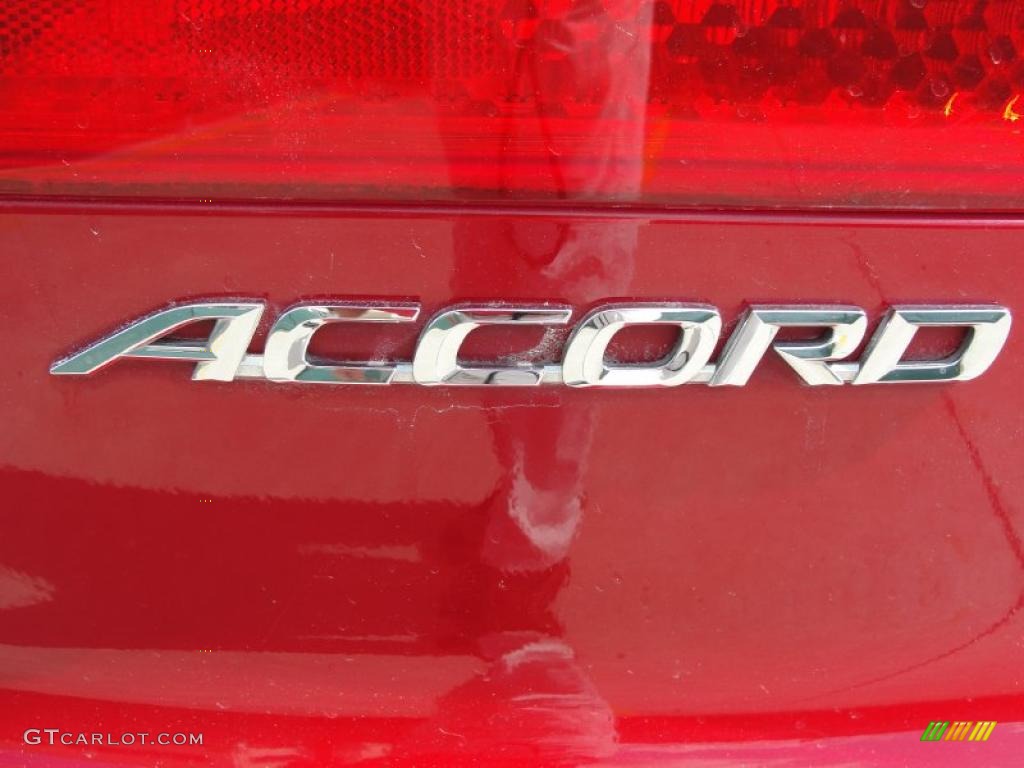 2004 Honda Accord EX-L Coupe Marks and Logos Photo #38390115