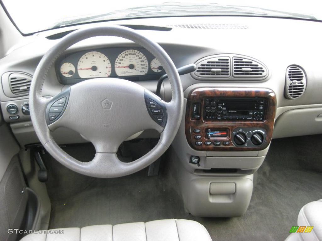 1999 Chrysler Town & Country Limited Camel Dashboard Photo #38390203