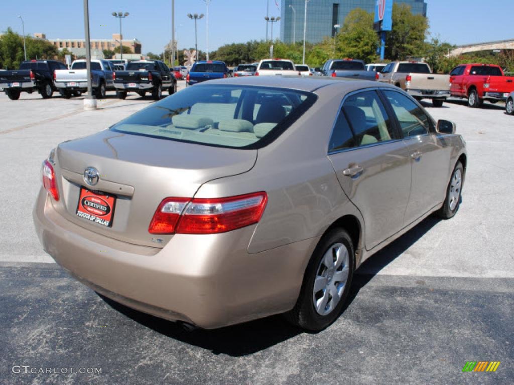 2008 Camry LE - Desert Sand Mica / Bisque photo #5