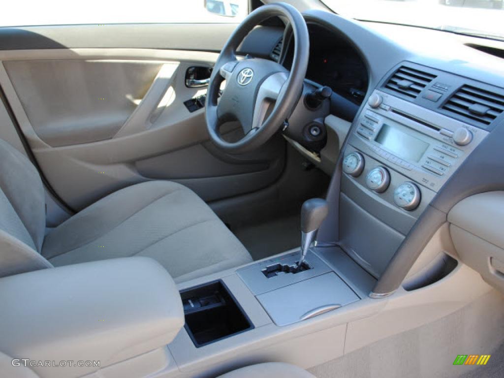 2008 Camry LE - Desert Sand Mica / Bisque photo #9