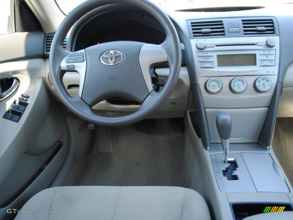2008 Camry LE - Desert Sand Mica / Bisque photo #14