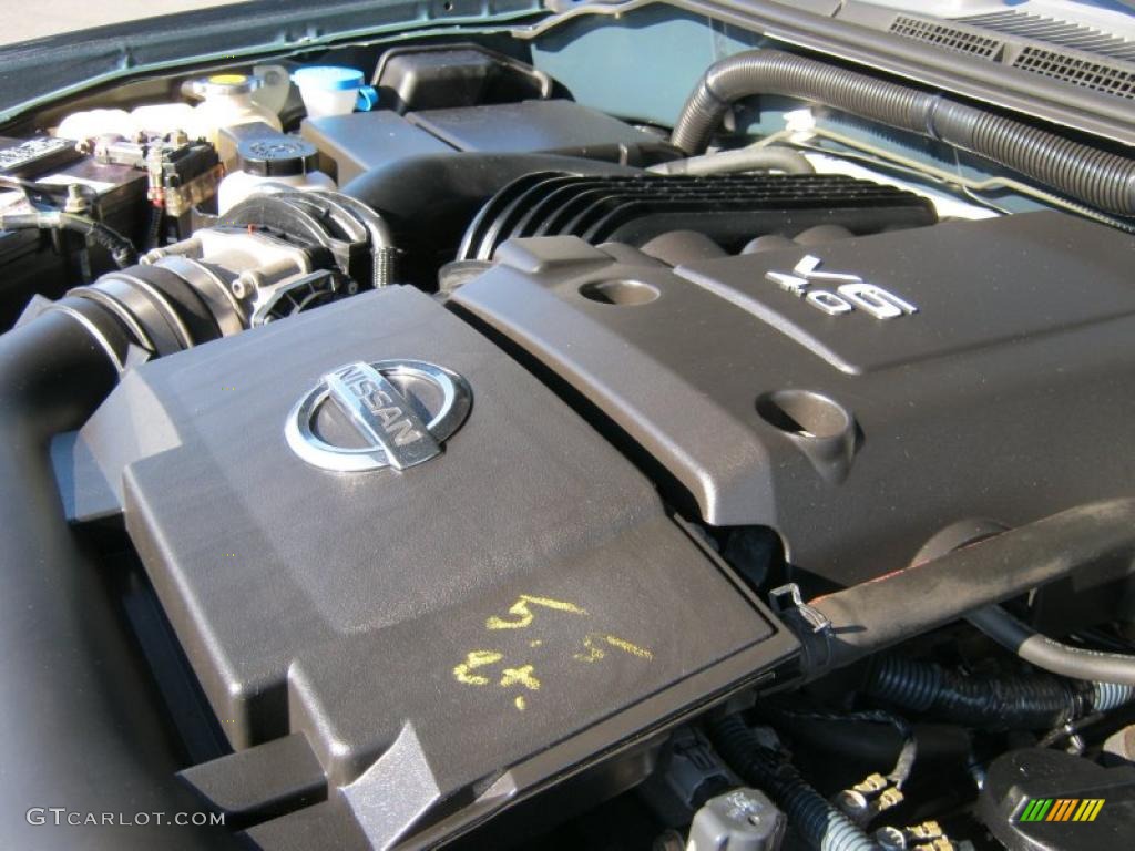 2005 Nissan Pathfinder XE 4x4 4.0 Liter DOHC 24-Valve V6 Engine Photo #38394212