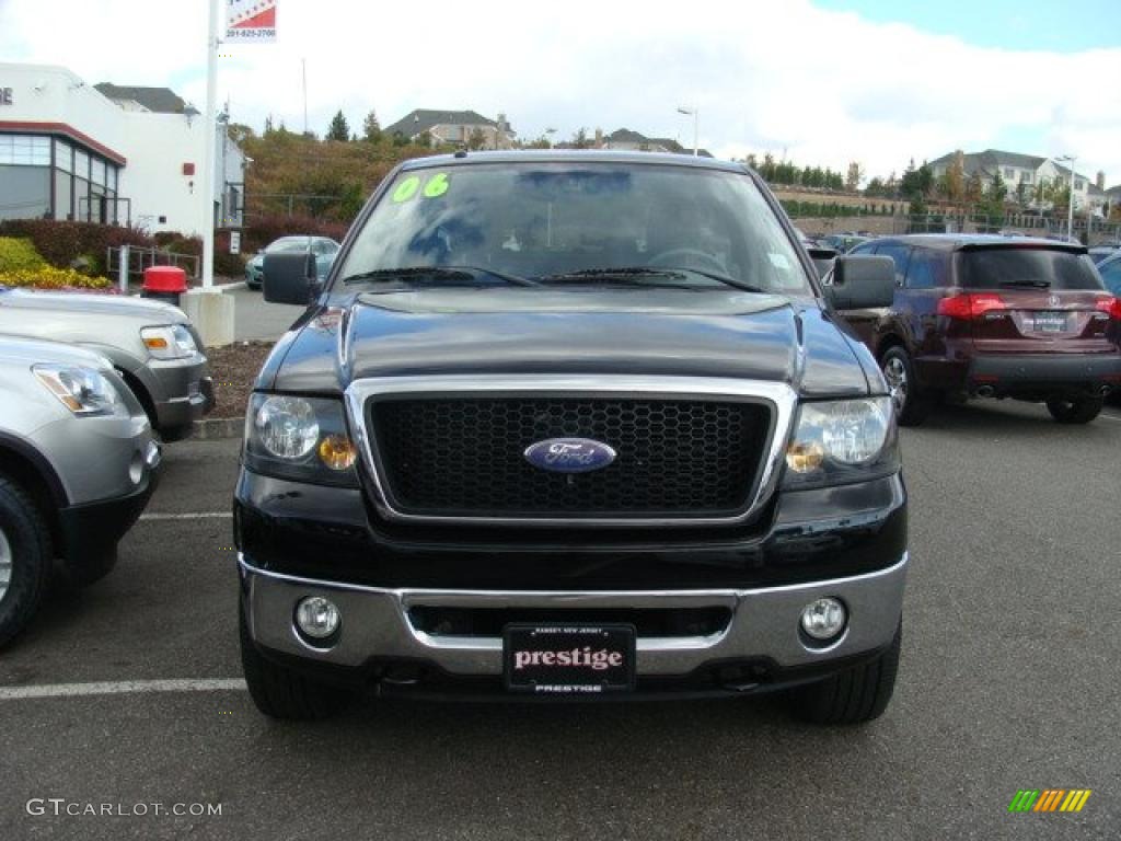 2006 F150 XLT SuperCab 4x4 - Black / Medium/Dark Flint photo #2