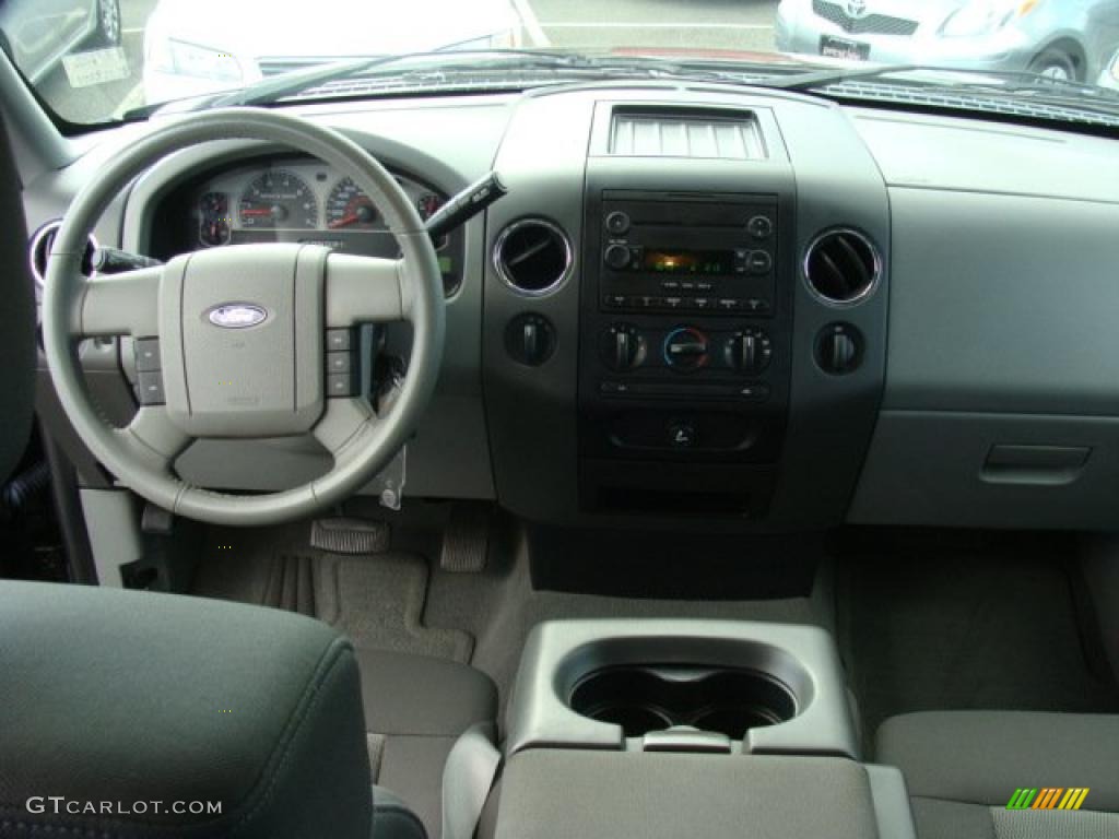 2006 F150 XLT SuperCab 4x4 - Black / Medium/Dark Flint photo #9