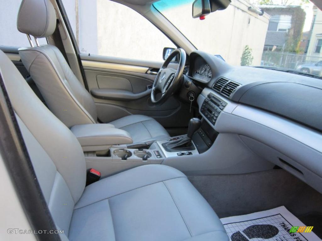 2004 3 Series 325xi Sedan - Alpine White / Grey photo #19