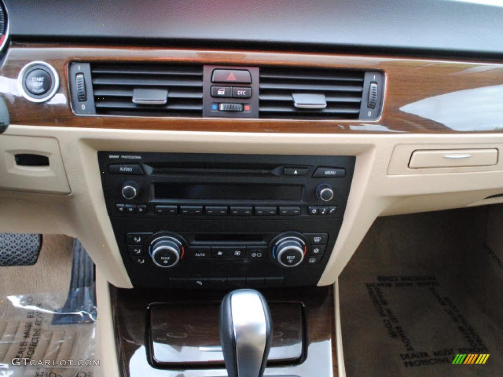 2009 BMW 3 Series 328i Sport Wagon Controls Photo #38400444