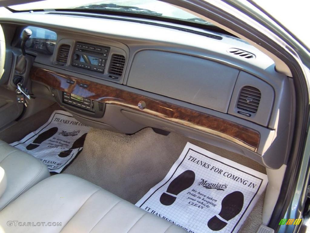 2006 Grand Marquis LS - Light Tundra Metallic / Light Camel photo #18