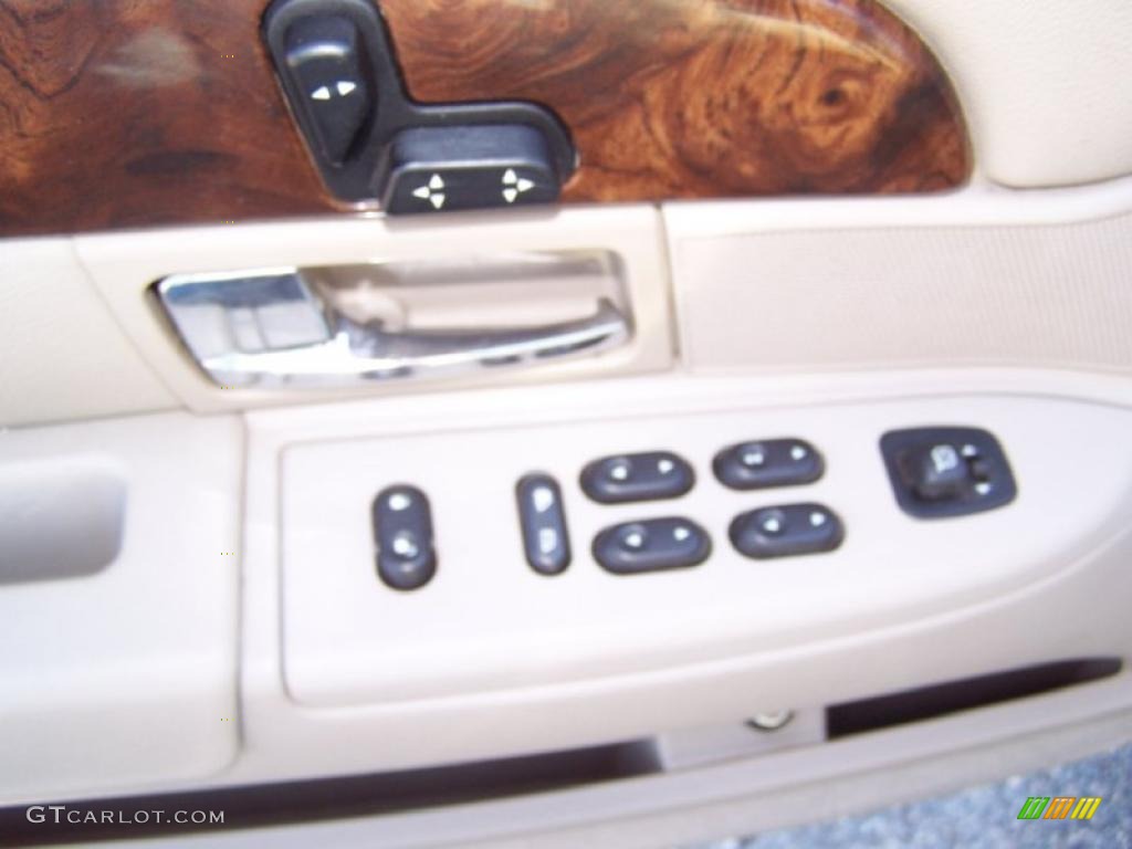 2006 Grand Marquis LS - Light Tundra Metallic / Light Camel photo #23