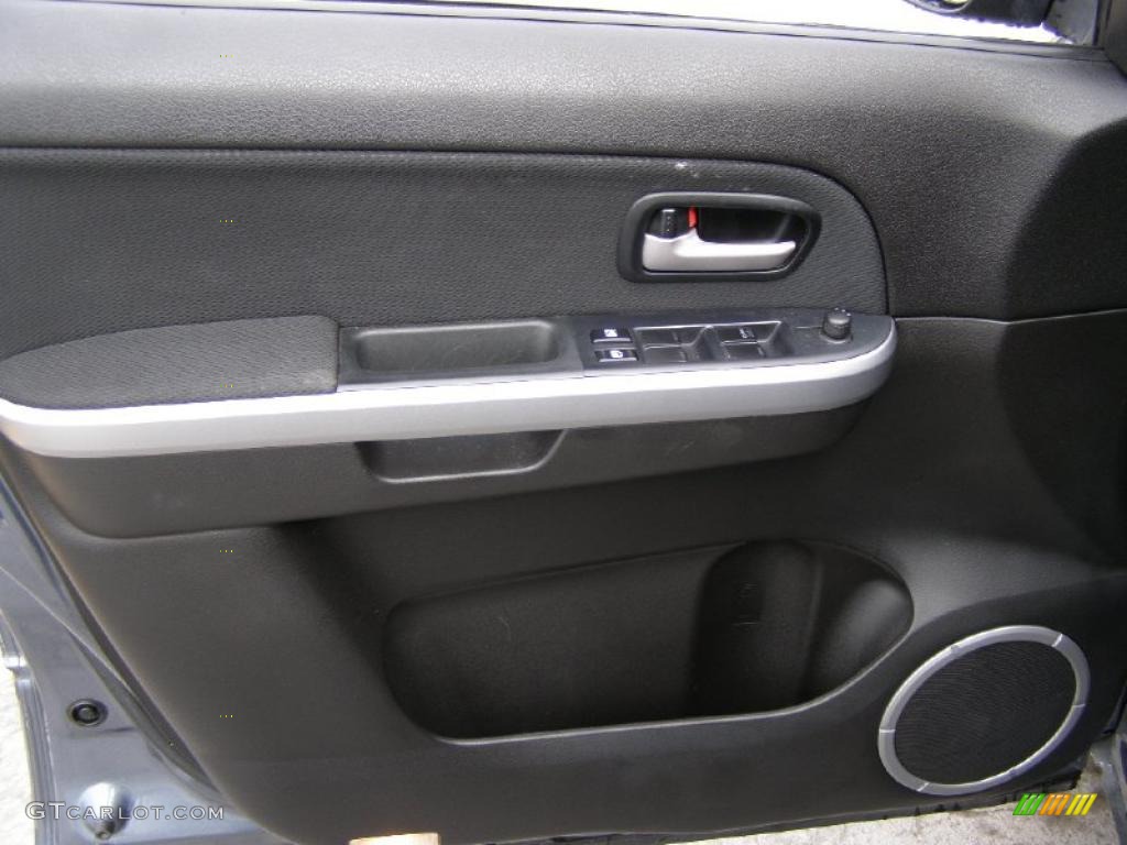 2007 Suzuki Grand Vitara XSport Door Panel Photos
