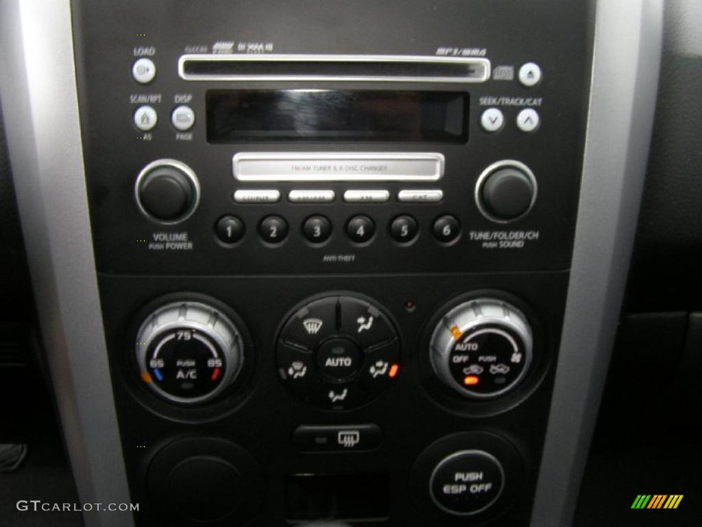 2007 Suzuki Grand Vitara XSport Controls Photo #38402020