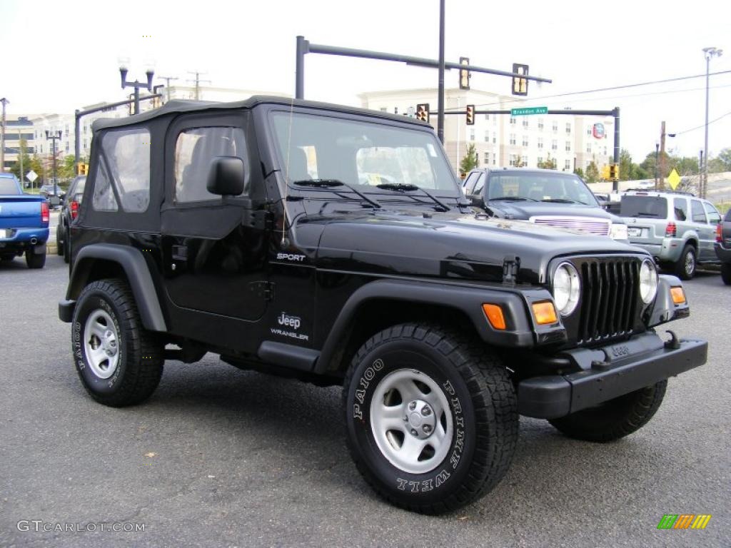 2004 Wrangler Sport 4x4 - Black / Dark Slate Gray photo #3