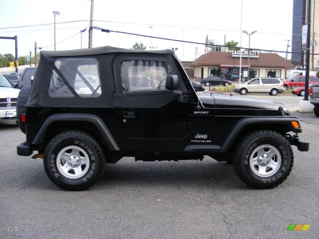 2004 Wrangler Sport 4x4 - Black / Dark Slate Gray photo #4