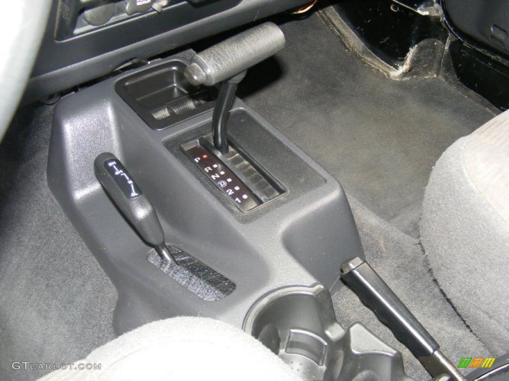 2004 Wrangler Sport 4x4 - Black / Dark Slate Gray photo #15