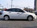 2002 Cloud 9 White Ford Focus ZX5 Hatchback  photo #4