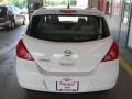 Fresh Powder - Versa 1.8 S Hatchback Photo No. 14