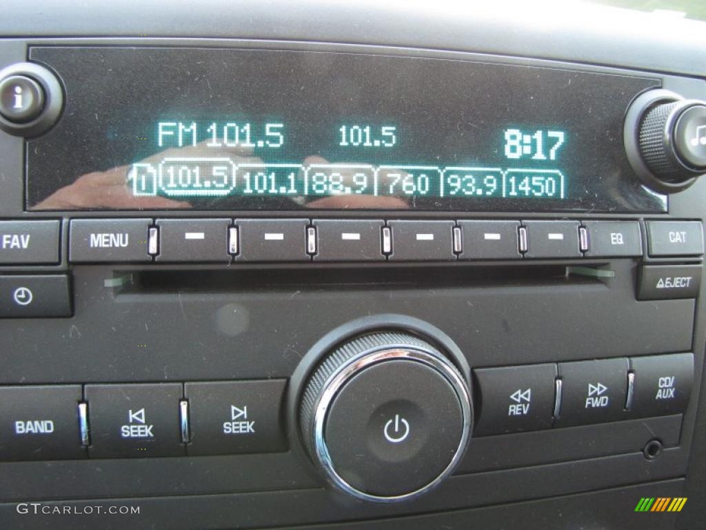2011 Chevrolet Silverado 1500 LT Crew Cab Controls Photo #38404040