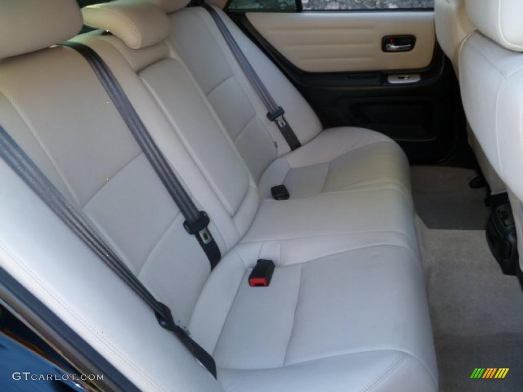 Ivory Interior 2004 Lexus IS 300 Photo #38405318