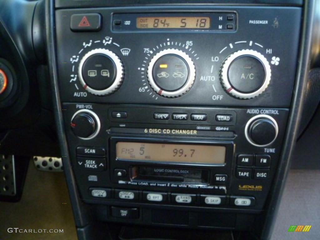 2004 Lexus IS 300 Controls Photo #38405370